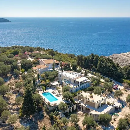 Βίλα Mongonissi House *
